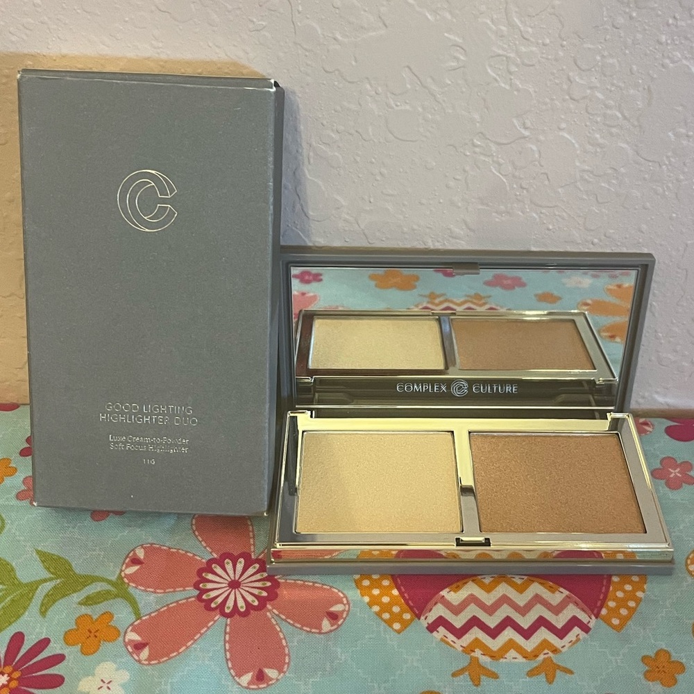 COMPLEX CULTURE Good Lighting Highlighter Duo Palette New in Box Full Size